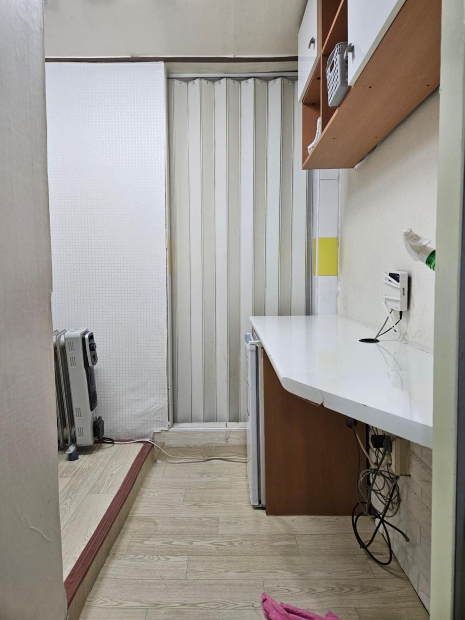 Hub House Livingtel Hostel Seoul Bagian luar foto